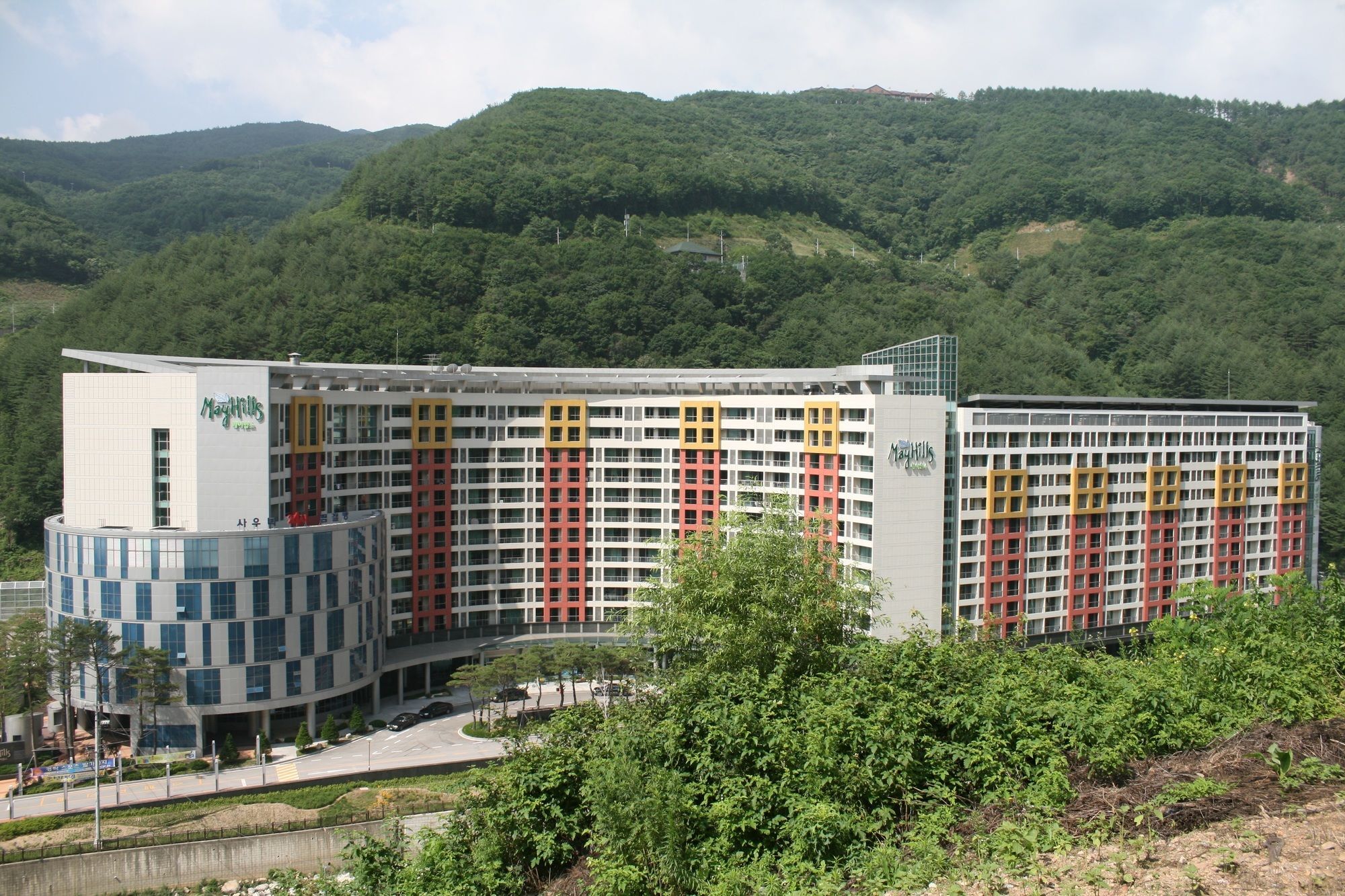 Jeongseon Mayhills Resort Экстерьер фото